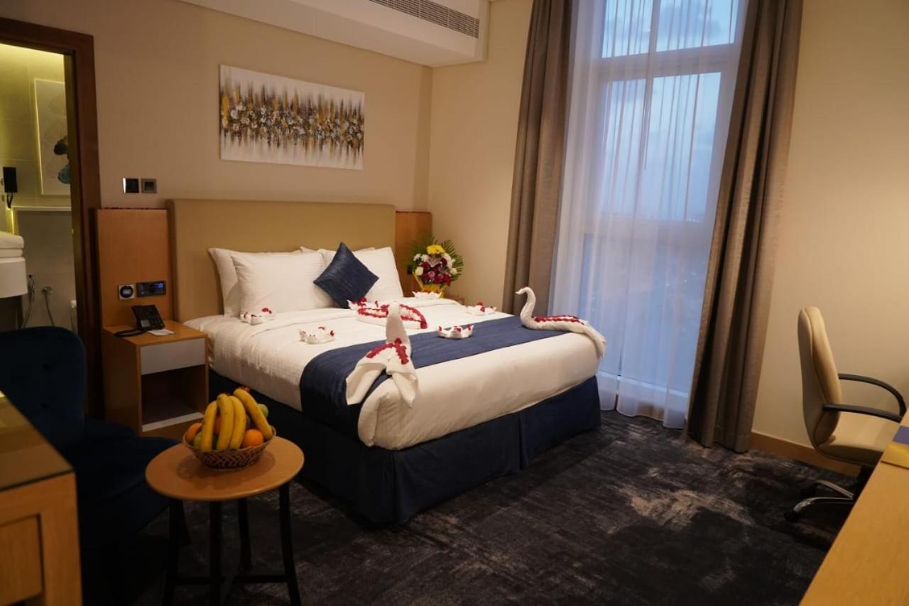 Al Hayat Hotel Шарджа Екстериор снимка